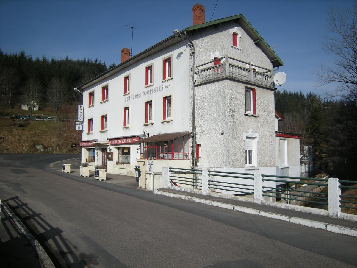 Hotel Gites Des Touristes Vollore-Montagne Exterior photo